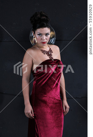 Woman on stage 55910929