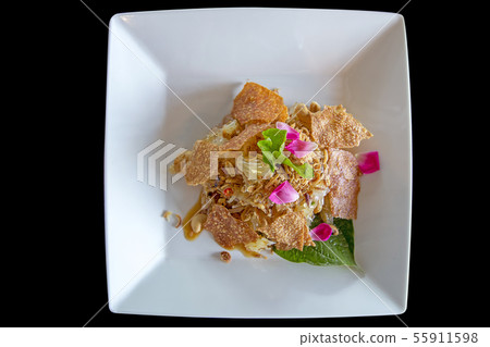 Pomelo salad thai style, topping with rose leaf, 55911598
