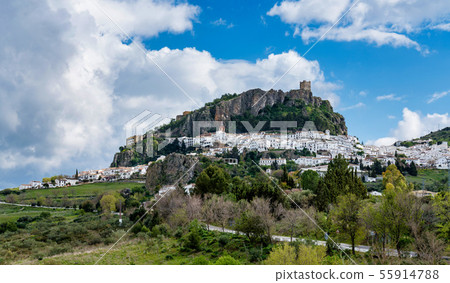 Zahara de la Sierra located in the Sierra de Grazalema, Andalusia, Spain. Zahara de la Sierra located in the Sierra de Grazalema, Andalusia, Spain. 55914788