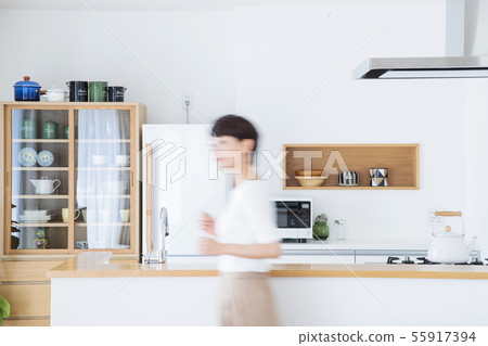 廚房婦女主婦家事母親 55917394