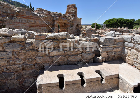 以弗所廢墟公共廁所廢墟 以弗所廢墟公共廁所廢墟 55919469