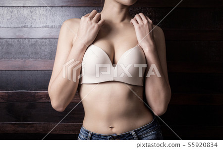 Beautiful slim woman body 55920834
