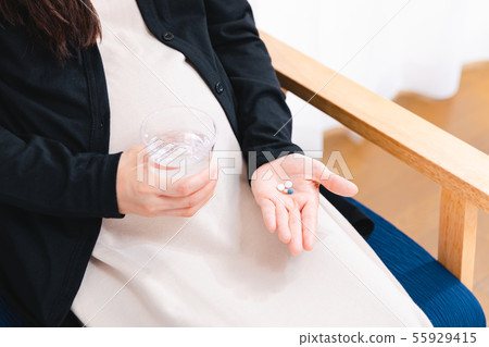 孕婦服藥 孕婦服藥 55929415