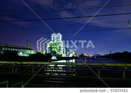 Factory night view of Keihin industrial area, Kawasaki City, Kanagawa Prefecture 55935481