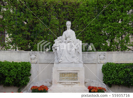 Elizabeth statue at the Volkspark Vienna 55935716