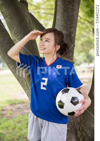 Soccer fan woman Soccer fan woman 55945272