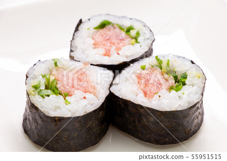 Negitro滾動。 Negitro滾動。 55951515