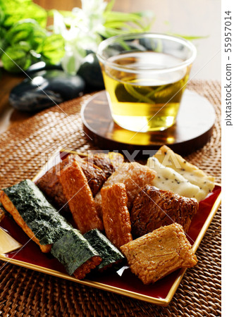 冰雹和冷綠茶 冰雹和冷綠茶 55957014