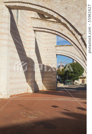 Basilica di Santa Chiara (Assisi, Italy) 55961627