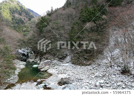 冬天河 55964375