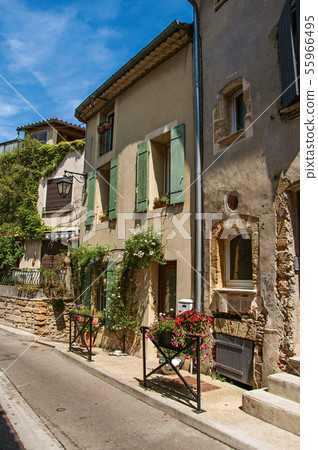Street with stone houses in Chateauneuf-du-Pape 55966495