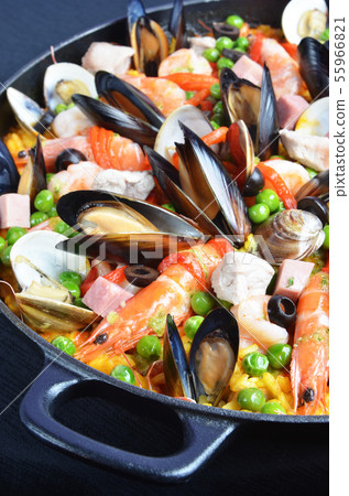 Seafood paella in the fry pan Seafood paella in the fry pan 55966821