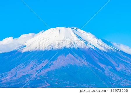 Beautiful fuji mountain in yamanakako or yamanaka lake 55973996