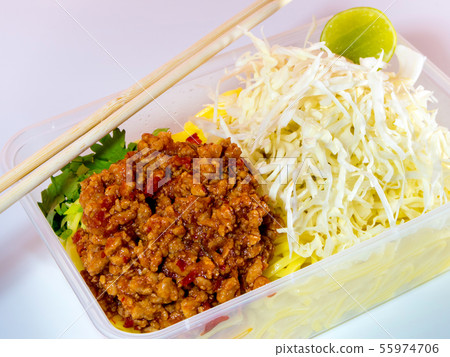 Spaghetti with sauce / Take home food in plastic Spaghetti with sauce / Take home food in plastic 55974706