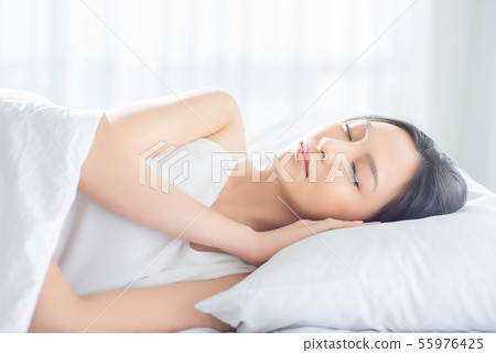 Woman Lifestyle Sleep Woman Lifestyle Sleep 55976425