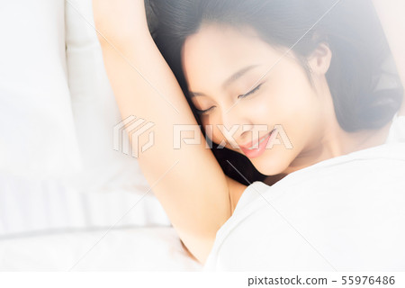 Woman Lifestyle Sleep 55976486