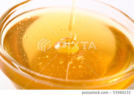 Honey white background 55980235