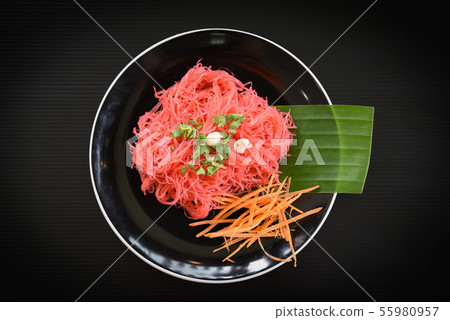 Rice vermicelli pink frying and vegetable - Stir Rice vermicelli pink frying and vegetable - Stir 55980957