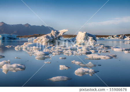 Fantastic floating icebergs in Jokulsarlon glacier Fantastic floating icebergs in Jokulsarlon glacier 55986676