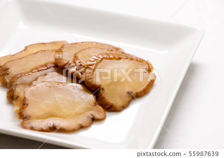 One of Akita's local dishes, Iburi pickles. 55987639