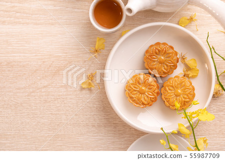 Mid-Autumn Festival Moon cake Geppei 55987709