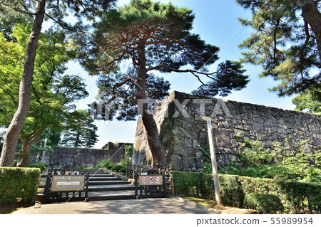Kanazawa Castle Otomon 55989954