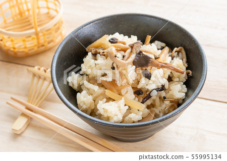 蘑菇飯 55995134