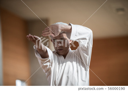 空手道 空的手 男人 56000190