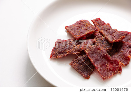 牛肉乾。 56001476