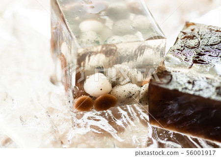 Fresh confectionery, Tamagawa and Iwashimizu 56001917