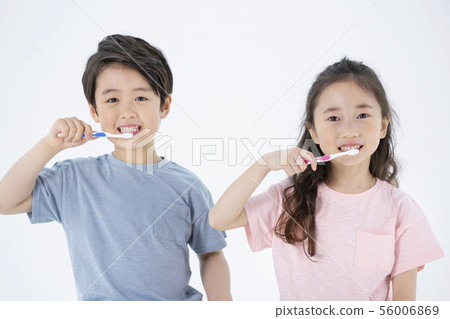 Smiling Children Concept, happy child enjoy summer time on white background 001 56006869