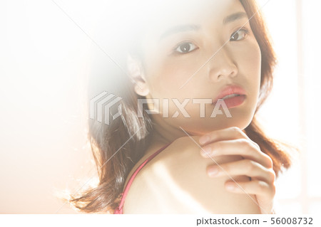 Woman beauty sunset 56008732