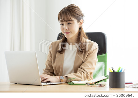 商務休閒女性 商務休閒女性 56009643