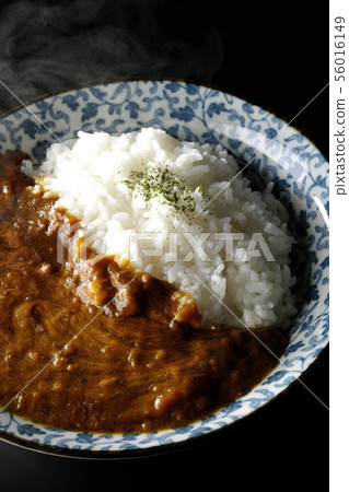 Hot curry rice 56016149