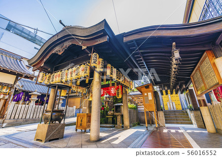 大阪Hozenji寺 56016552