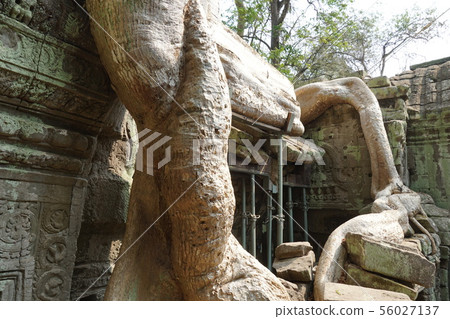 Taprom 's Temple 56027137