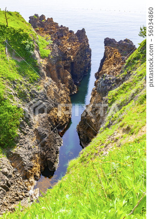 Yoshitsune在石川縣羽咋郡志賀町Sekinohana海岸的Funakuhi 56034860