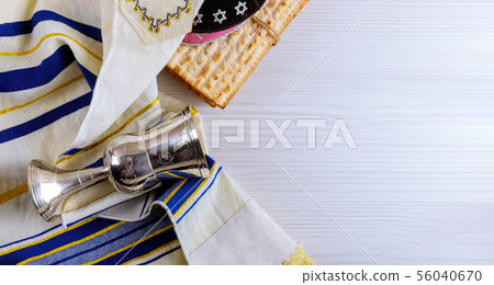 holiday matzoth celebration matzoh jewish passover 56040670