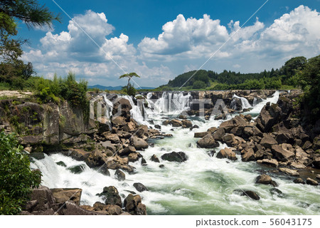 Panoramic view of Yuuki Falls 56043175
