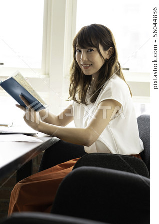 Business woman Business woman 56044836