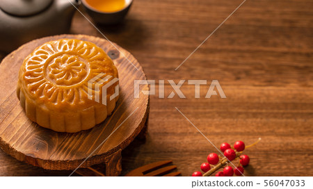 Mid-Autumn Festival Moon cake Geppei 56047033