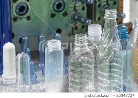 The PET bottles and the preform shape. The PET bottles and the preform shape. 56047724