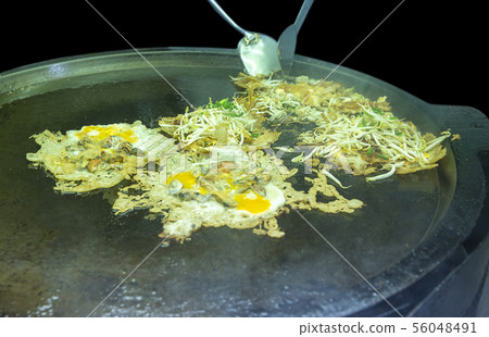 Fried shellfish, focus selective 56048491