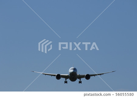 airplane  56055580