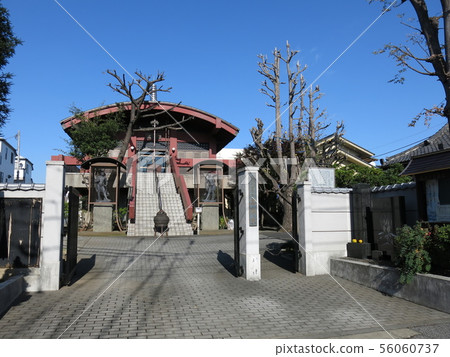 Kotokuji Temple in Kita-ku, Tokyo (Sanmon, Main Hall, Isamu Kondo portrait) 56060737