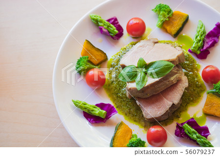 烤豬肉 烤豬肉 56079237