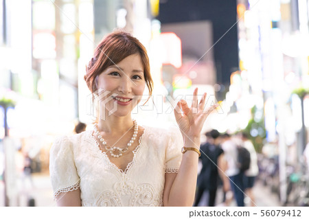 Night work woman image Night work woman image 56079412