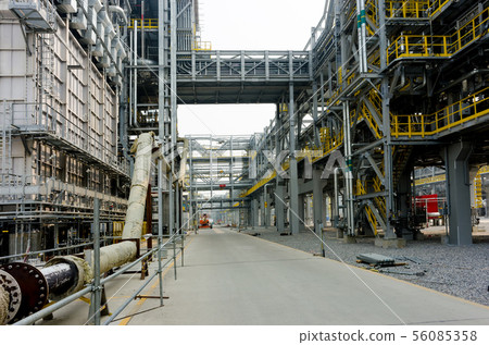Plant on processing of hydrocarbonic raw materials Plant on processing of hydrocarbonic raw materials 56085358
