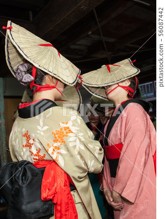 Dancers of the traditional Takehara Yassa dance. Please use it as a background for the festival of young dancers. 56087442