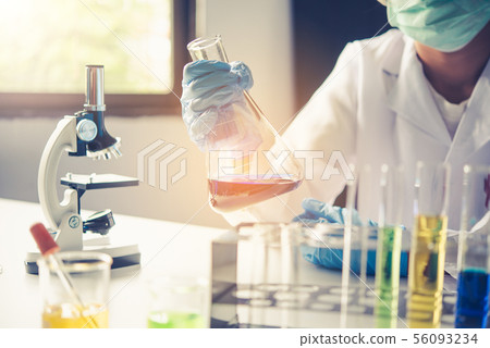 Equipment and science experiments oil pouring Equipment and science experiments oil pouring 56093234